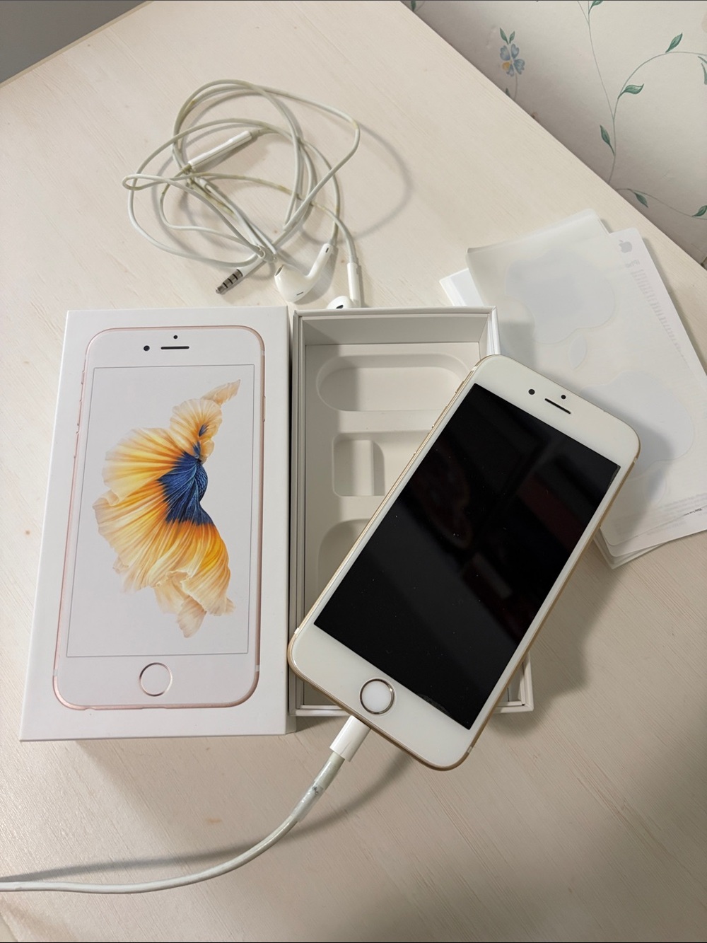 iPhone 6s 64gb gold